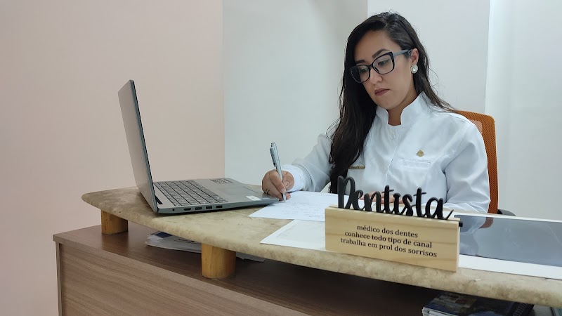 Dra. Vania Moraes - Dentista Nova Friburgo