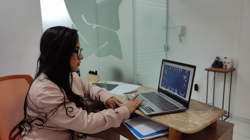 Dra. Vania Moraes - Dentista Nova Friburgo - foto 4