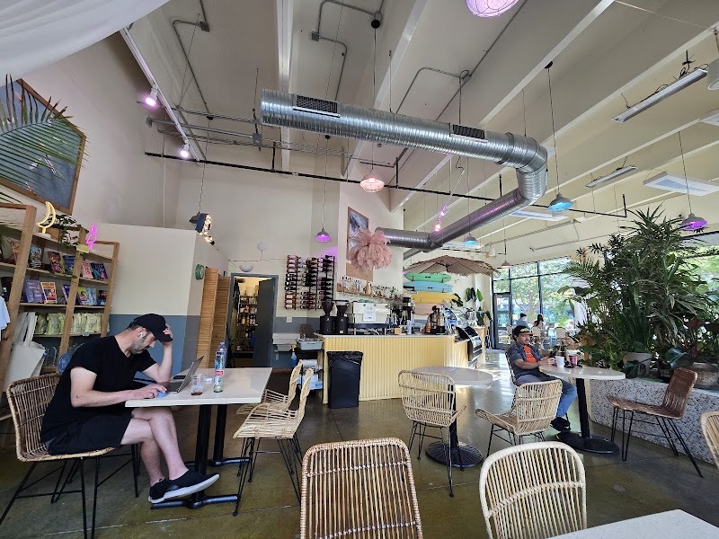 Outta the Blue Cafe photo 4