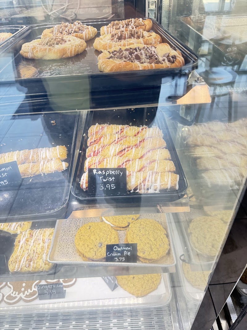 T. DiStefano's Bakery & Coffee Shop photo 4