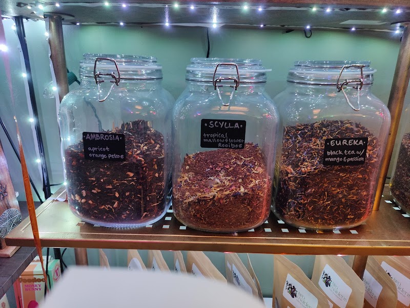 Two Maidens Ramen Cafe & Tea Room photo 2