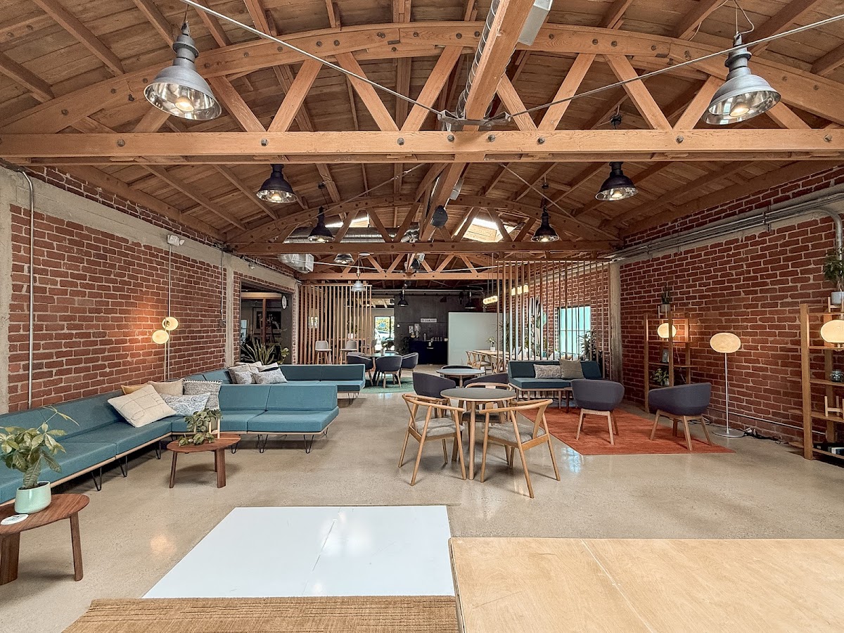 ima Members Lounge: Google Places image 2