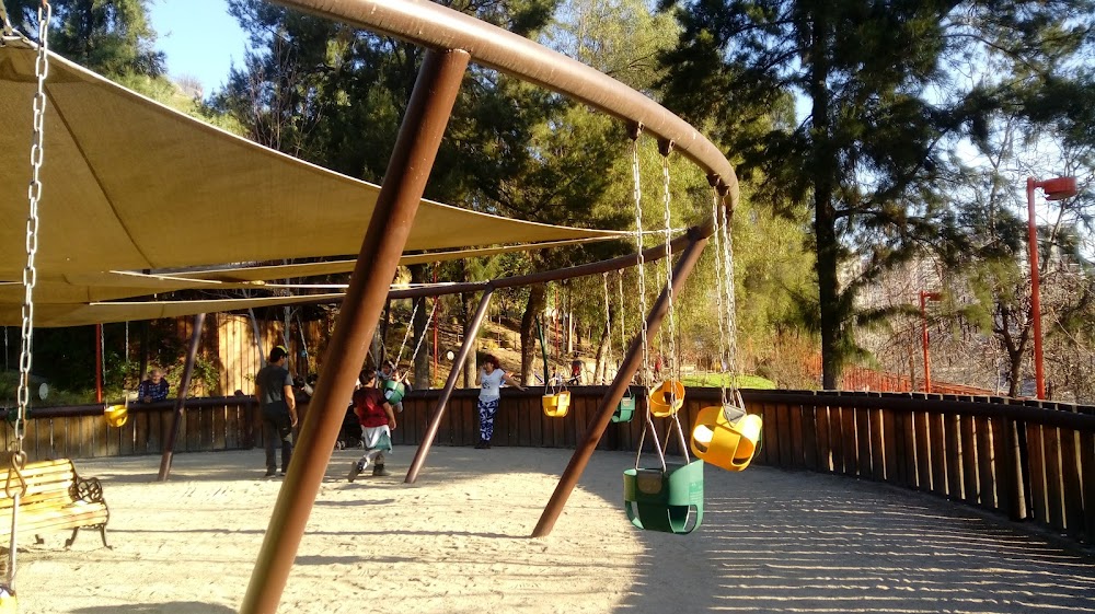 Parque Bicentenario de la Infancia fotoğraf 1
