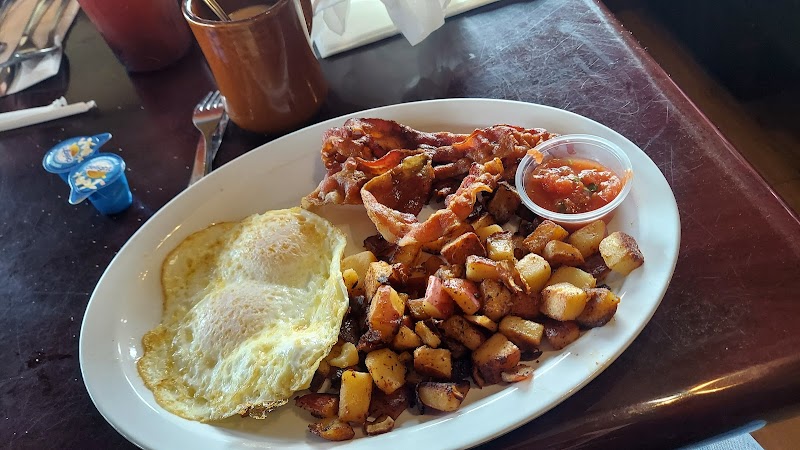 Janet's Cafe photo 2