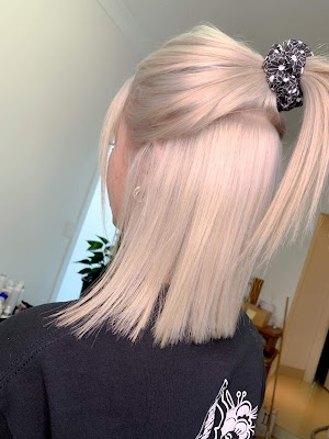 PrettyLuxe Hair & Extensions photo 2