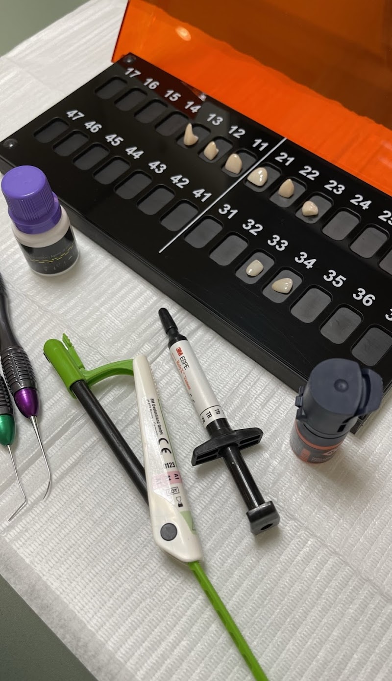 Consultório odontológico no bairro Menino Deus | Greice Kronbauer