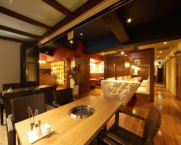 焼肉レストラン Roins 久茂地国際通り