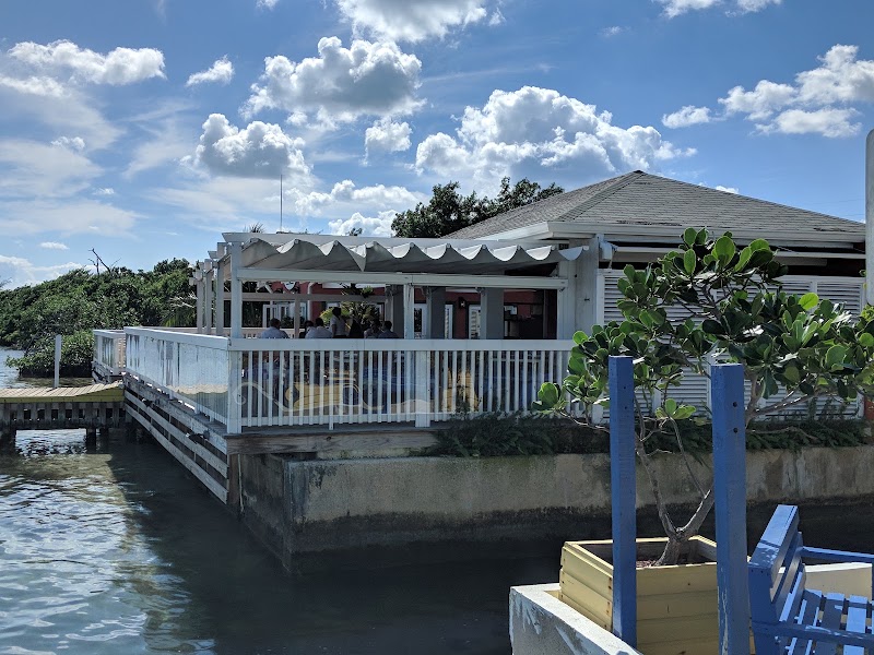 Catch Restaurant & Lounge photo 3