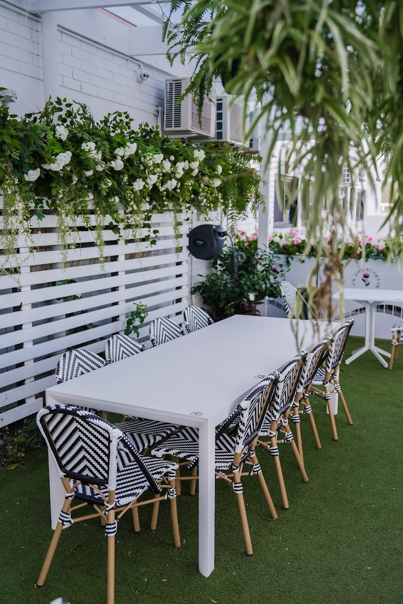 J's brunchette photo 1