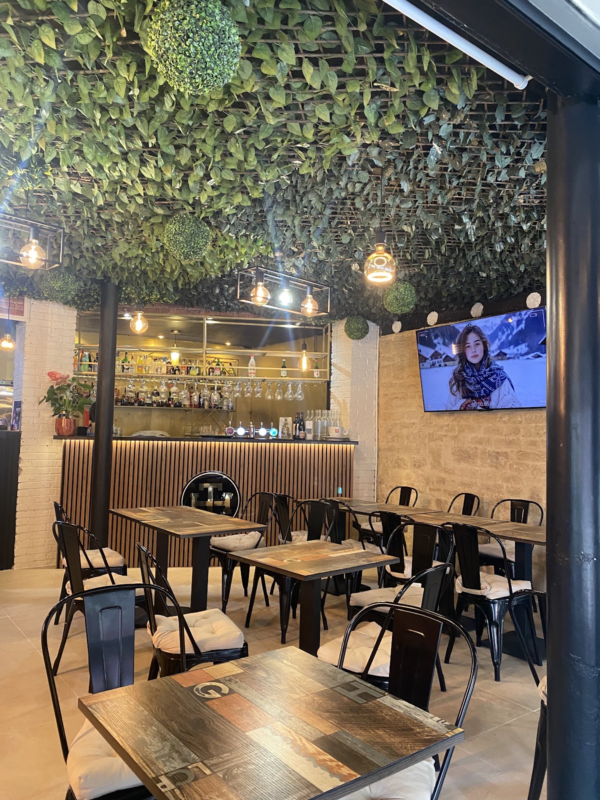 The Hideout châtelet, vue extérieure