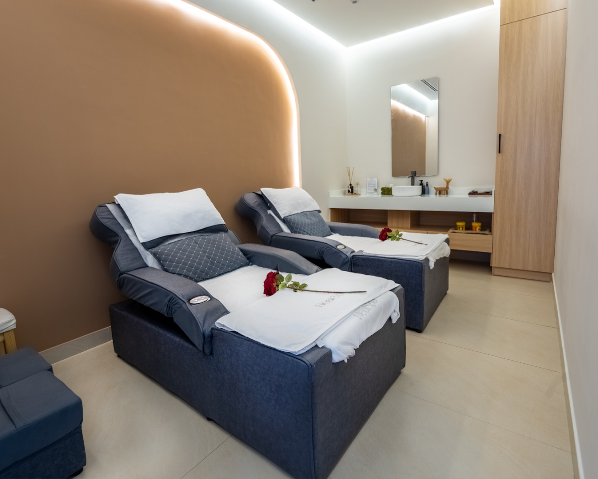 Heal Spa - Best Massage Center in Palm Jumeirah Dubai 3