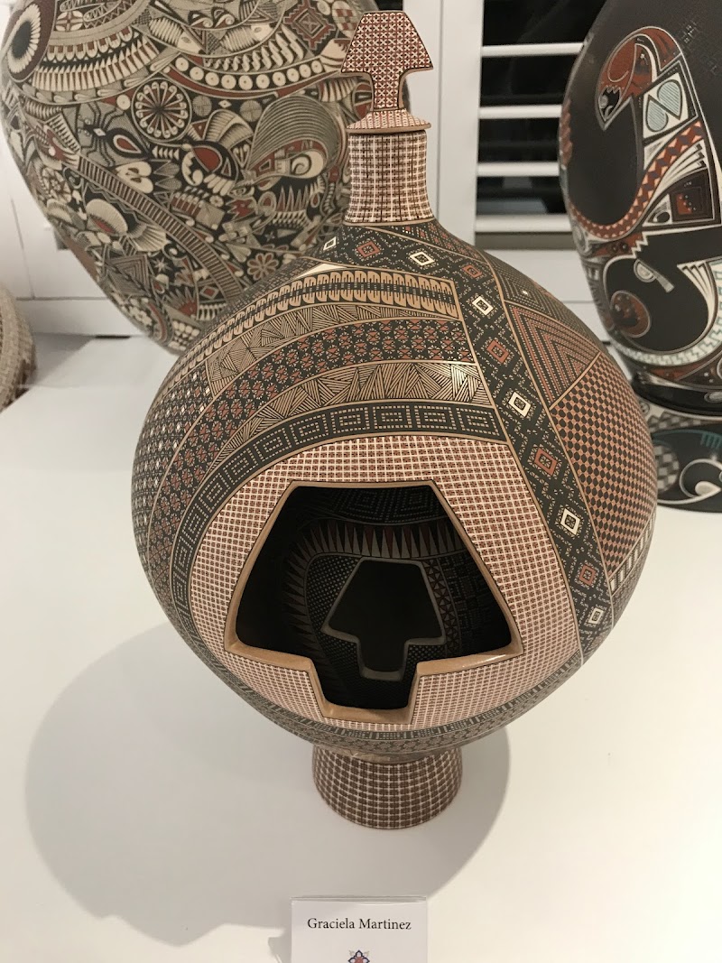 Flor De Barro Gallery