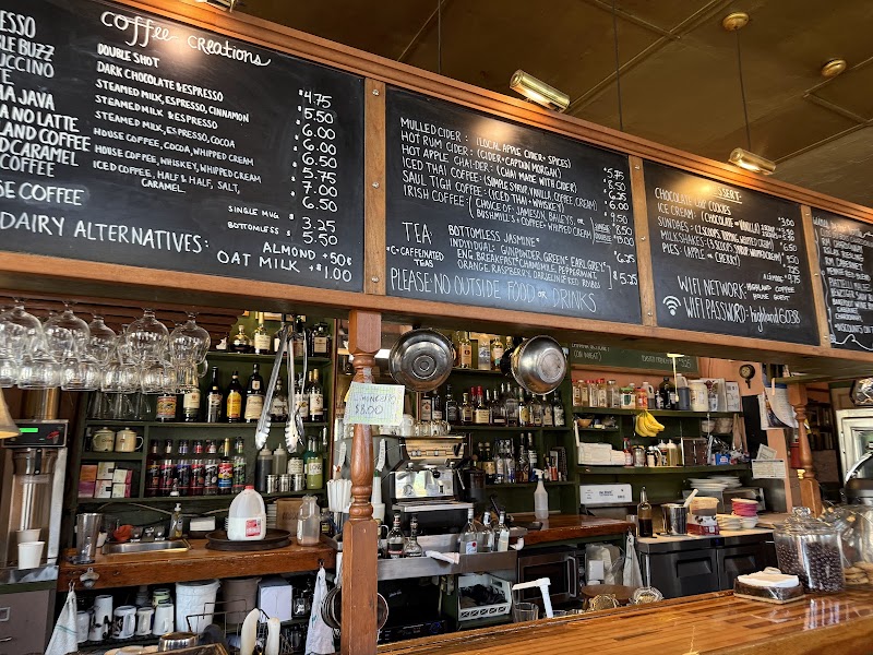 Highland Coffee House photo 3