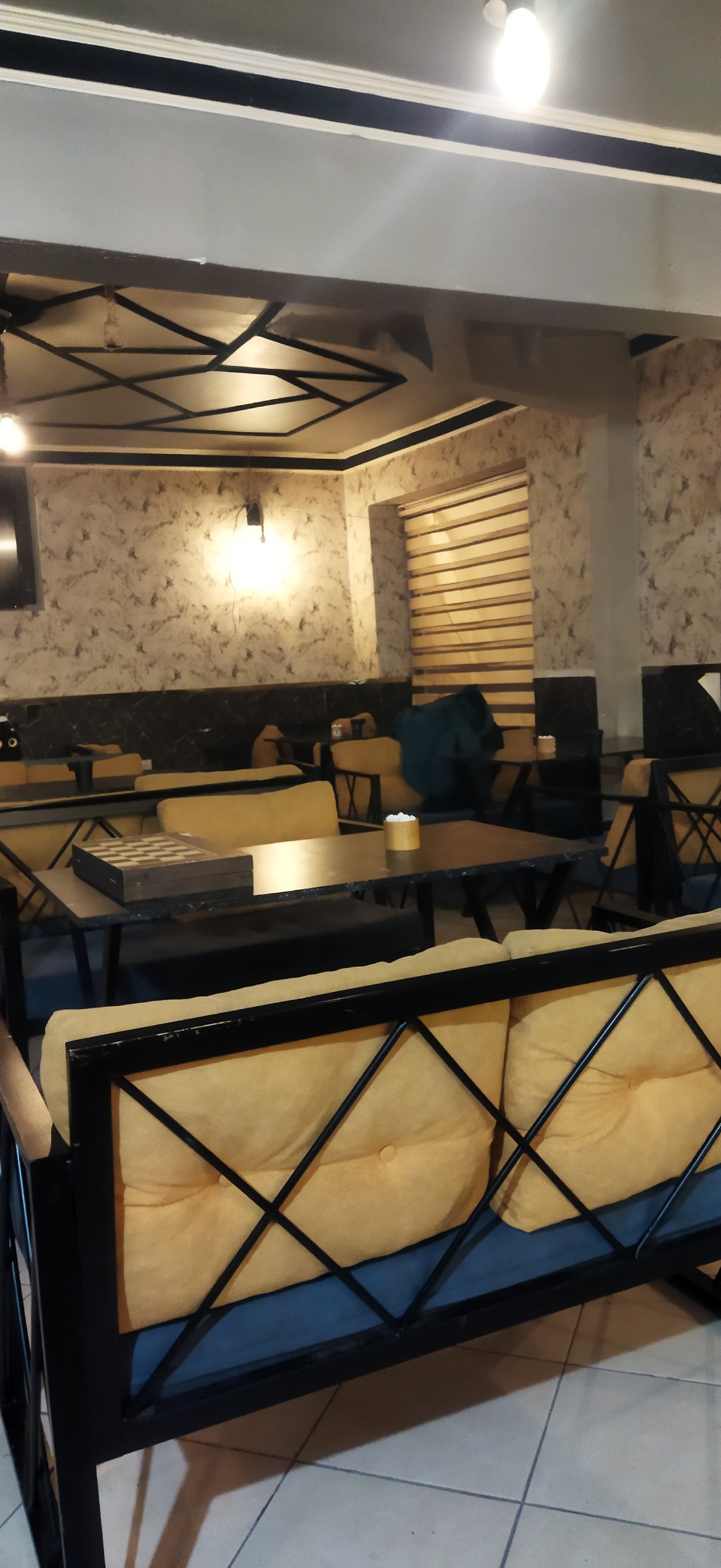Cafe Yeşilçam mekanı