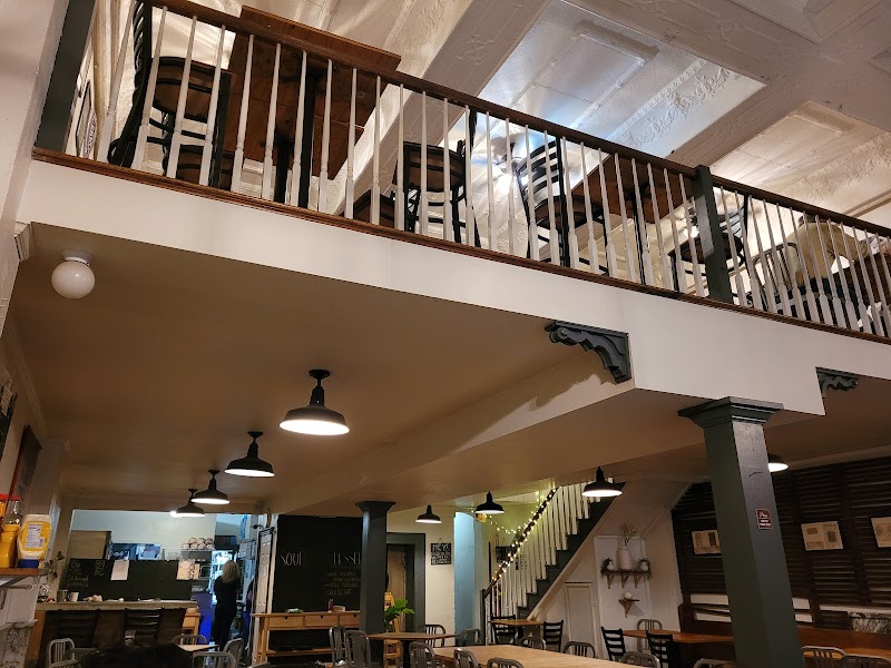 Bank Street Cafe photo 4