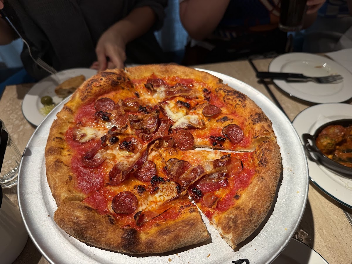 Emmer Pizzeria & Café — photo 7