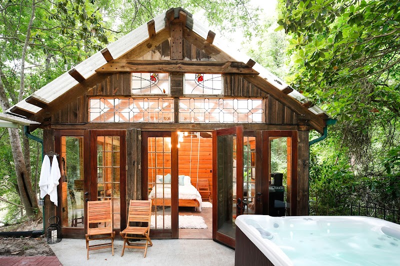 Naturalist Boudoir Cabins
