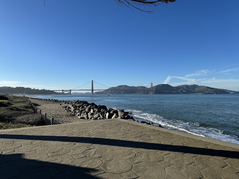 Crissy Field Promenade to Fort Point