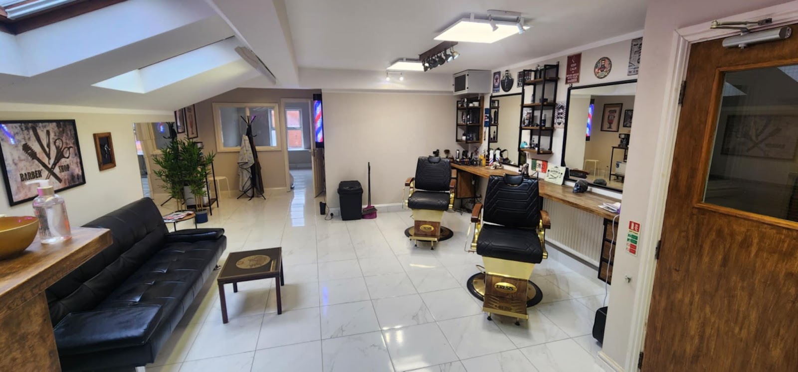 GR Hair Station Cardiff Bay