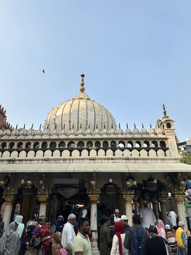 Banglewali Masjid Markaz Nizamuddin Delhi photo 5