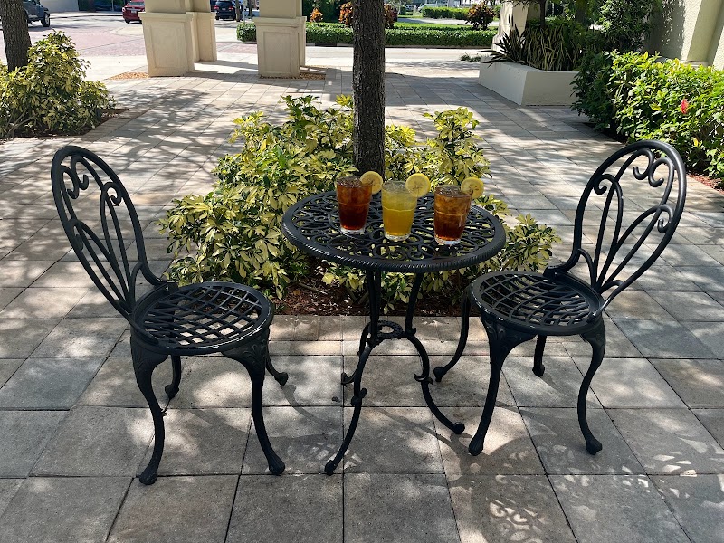 Loic Bakery and Cafe Bar photo 1