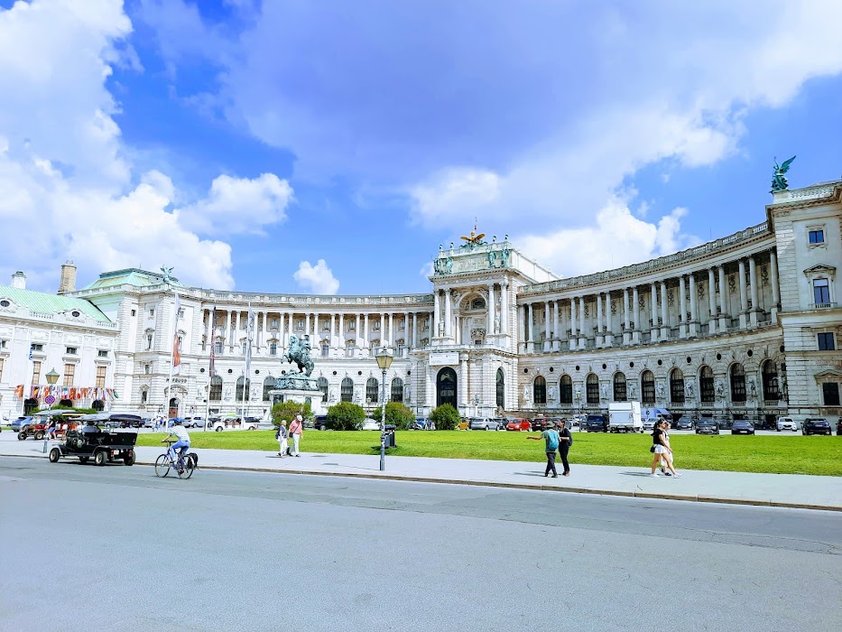 Neue Burg fotoğraf 1