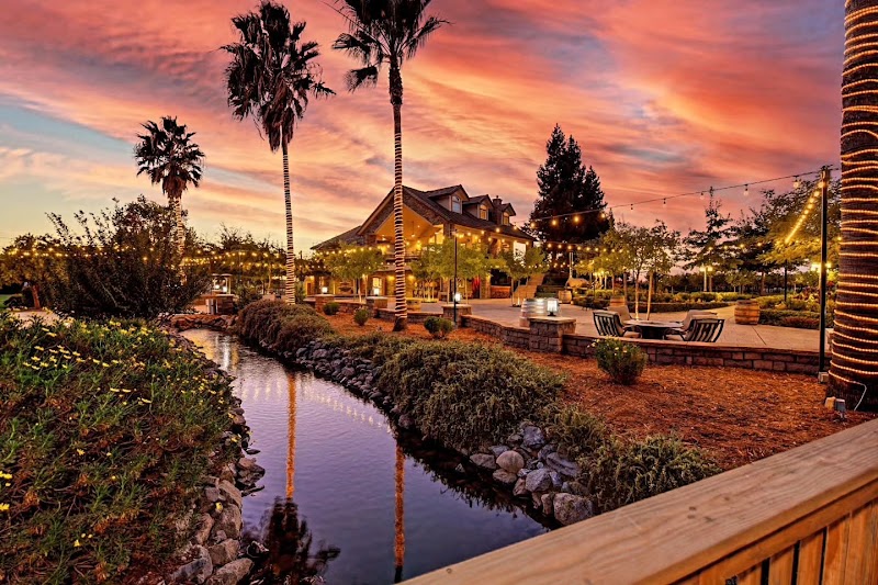 Wolfe Heights Estates Winery