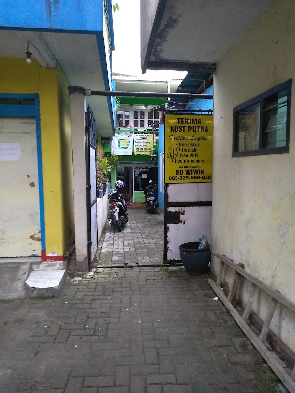 KOST PUTRA DGN FASILITAS LENGKAP
