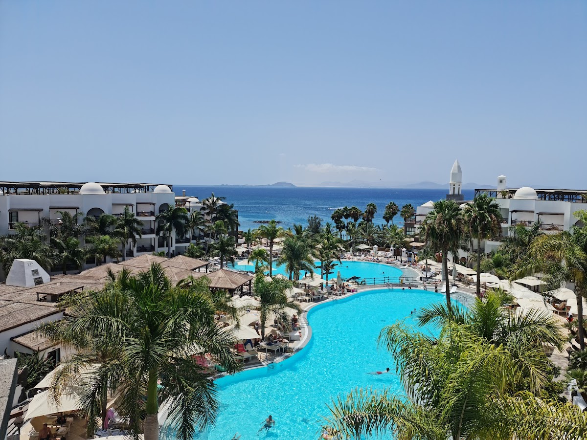 Princesa Yaiza Suite Hotel Resort — 4
