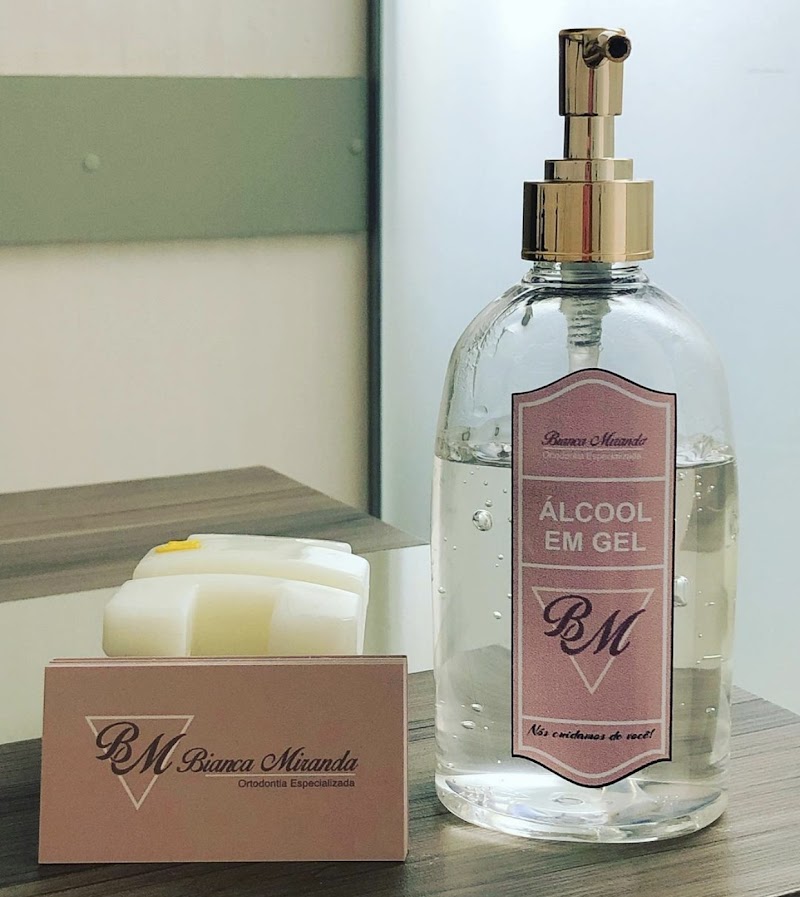 Dra. Bianca Miranda Ortodontista Aparelho Invisível Invisalign Goiânia - foto 3