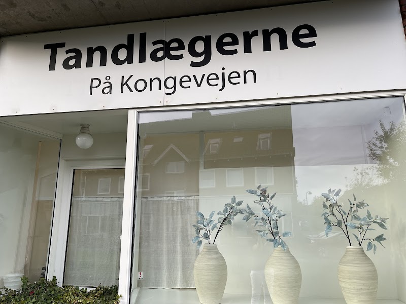 Tandlægerne på Kongevejen - billede 3