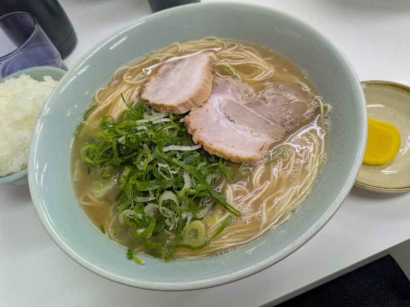 ラーメン 味心（あじしん） 写真3