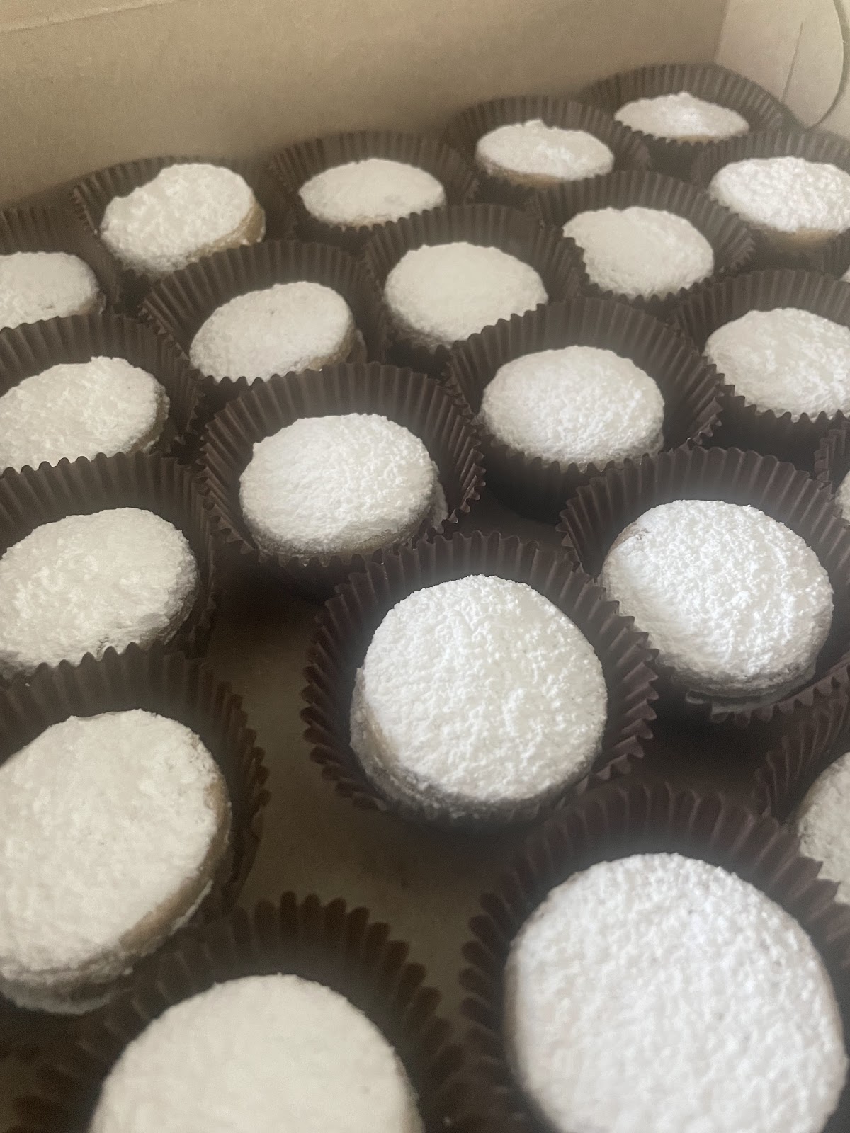 delizzia bakery: Google Places image 4