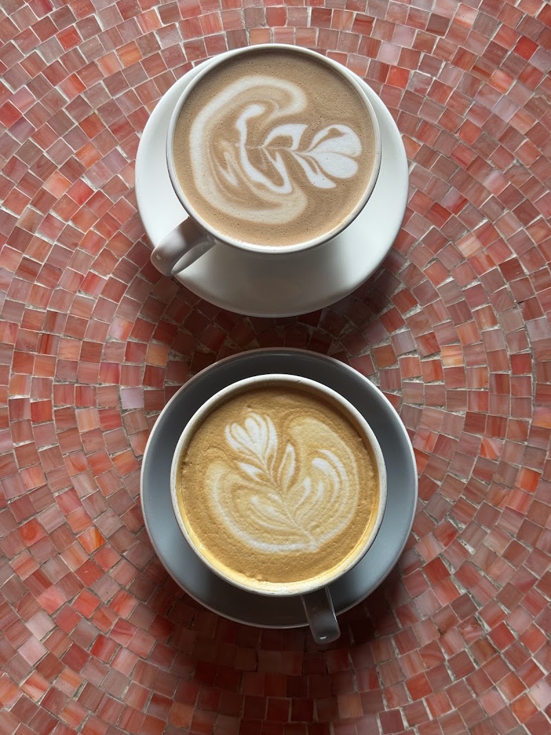 DOS Coffee & Wine photo 3