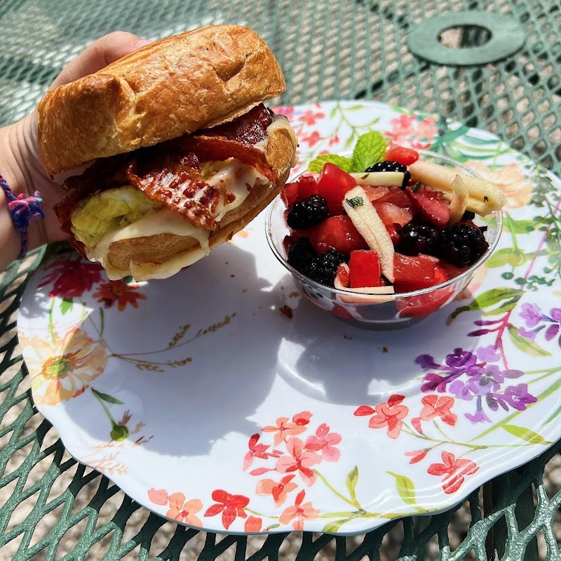 Louise & Oleta's Tea House and Cafe photo 2