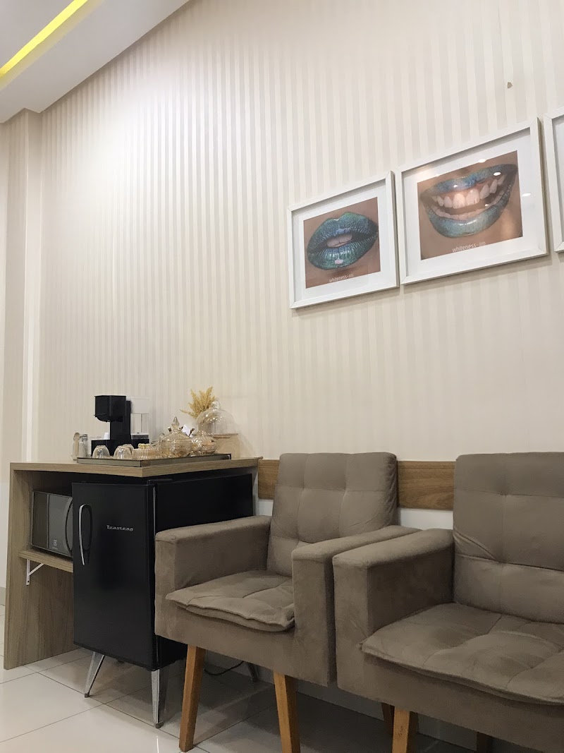 Clínica Odontológica IC Odontologia Estética - Clareamento Dental - Prótese Dentária ✅ - foto 5