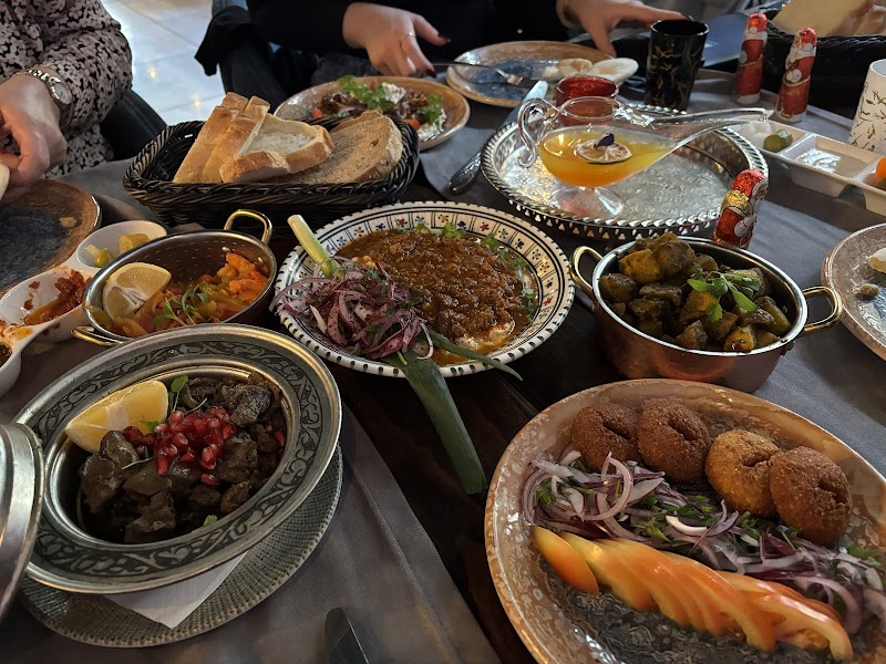 Jouri Restaurant مطعم جوري Lebanese & Middle Eastern Cuisine photo 6