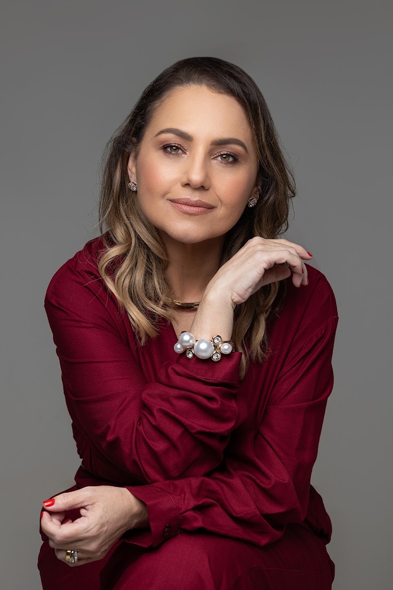 Foto de Dra. Helga Pavan | Ginecologista em Joinville | Menopausa