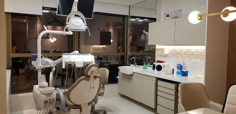 Luciana Cavalcanti Dentista - foto 2