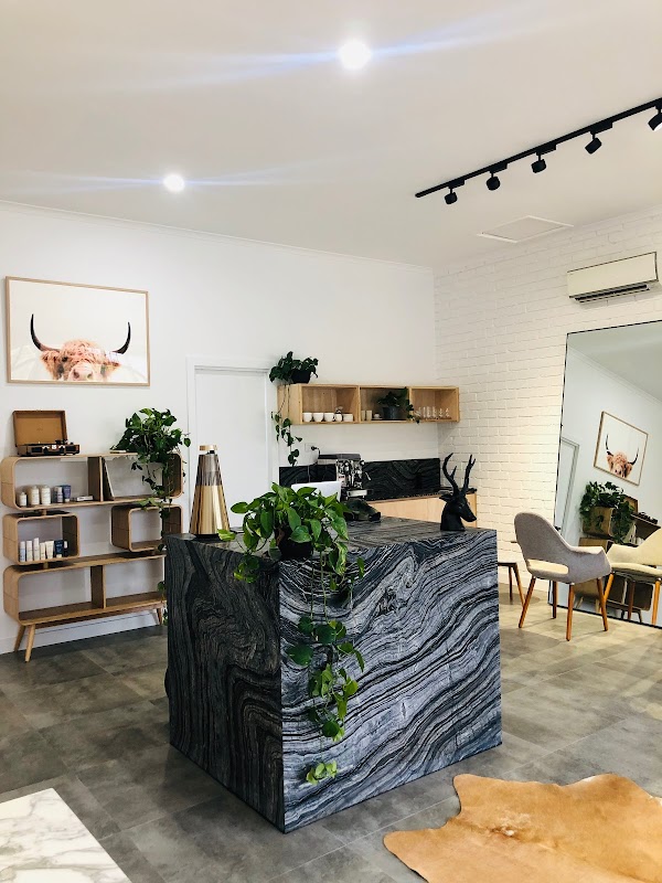 Foxx & Beagle photo 1