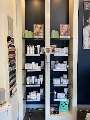 Ella Baché Gladesville