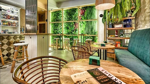Bravo Café & Copas