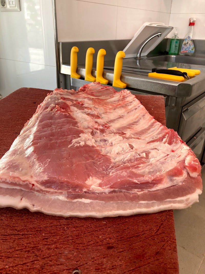 CARNICERÍA VIÑAS C.B. photo 2