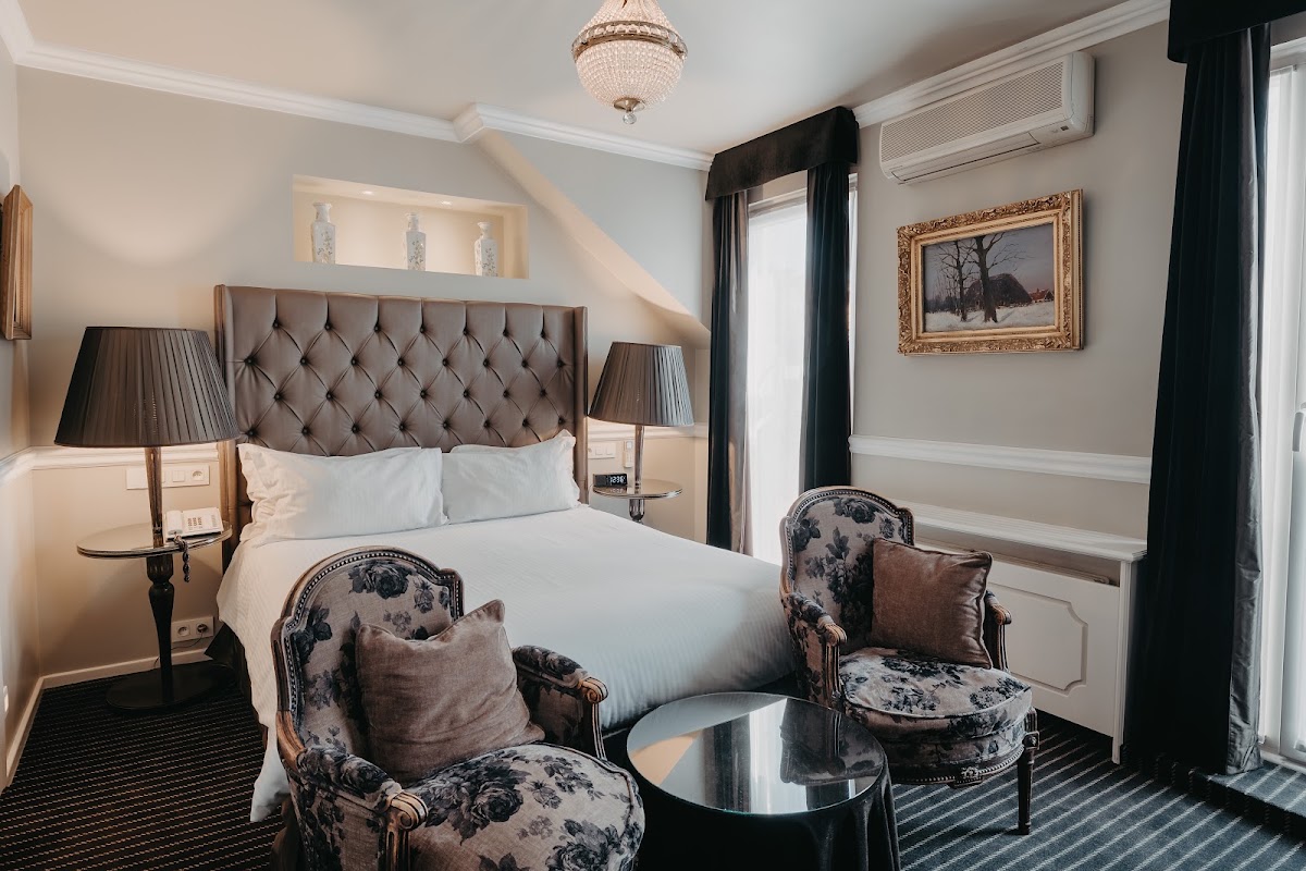 Hotel Manos Premier 5