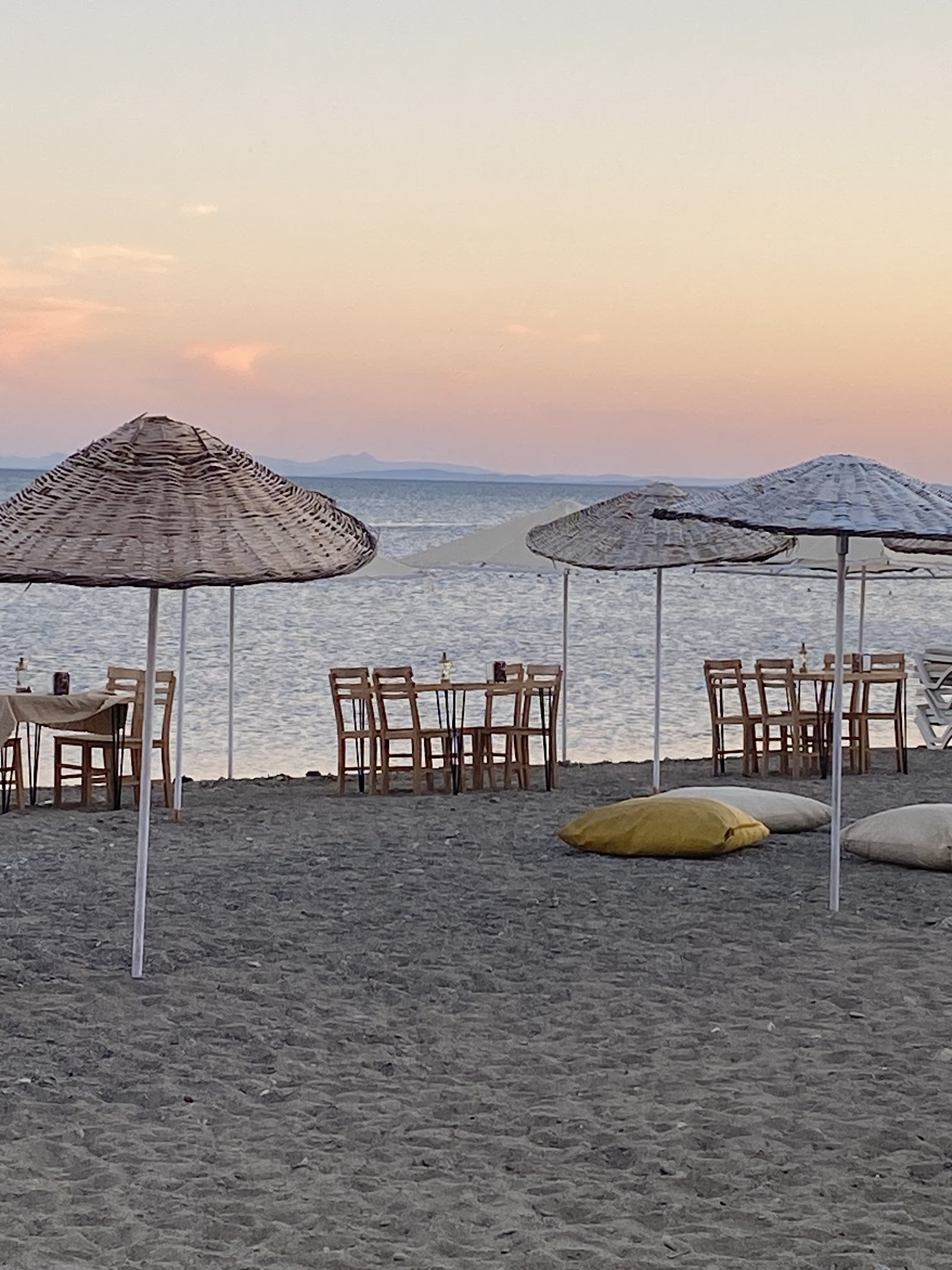 Locca Beach Club mekanı