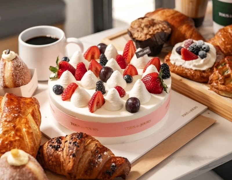 Tous les Jours Bakery Cafe photo 2