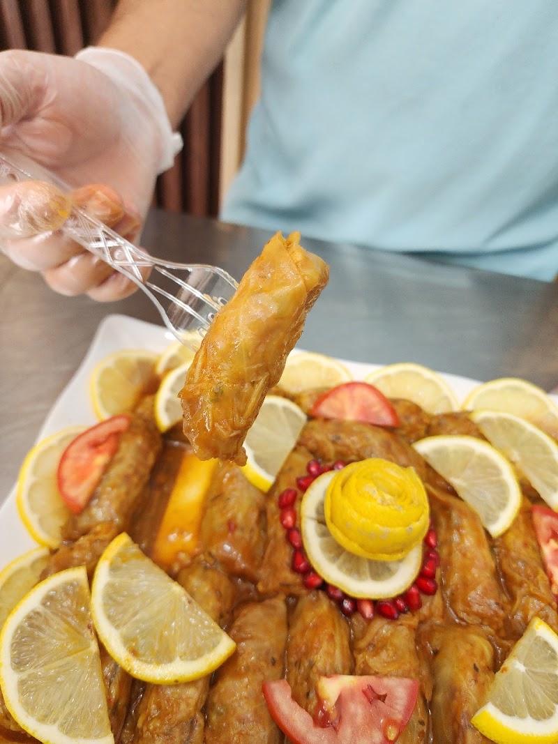 Ybala Wrq Enab Restaurant - Airport Road مطعم يباله ورق عنب photo 2