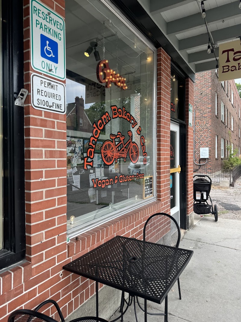 Tandem Bakery & Cafe photo 1