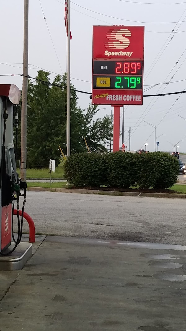 Photo by Scott Schuman