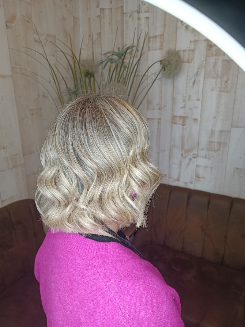 Raquel González Peluquería photo 3